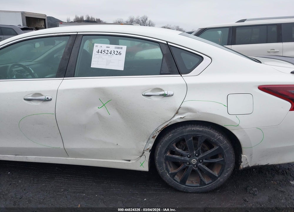2017 NISSAN ALTIMA 2.5 SR VIN: 1N4AL3AP5HC270043