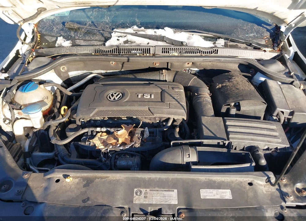 2015 VOLKSWAGEN JETTA 1.8T SE VIN: 3VWD17AJ3FM260975