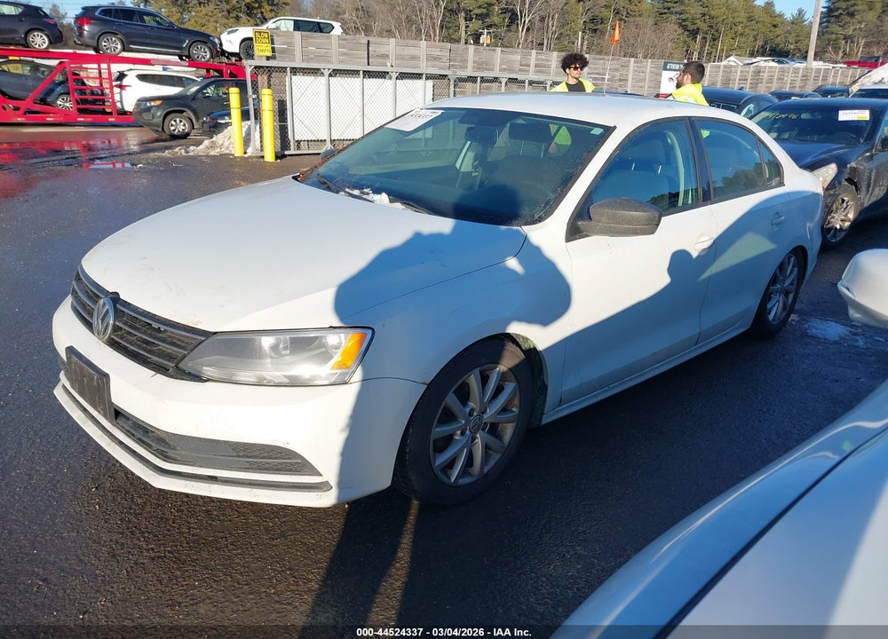 2015 VOLKSWAGEN JETTA 1.8T SE VIN: 3VWD17AJ3FM260975