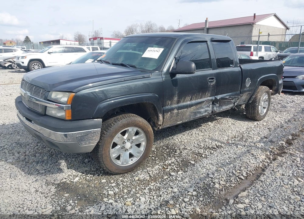 2003 CHEVROLET SILVERADO 1500 LS VIN: 1GCEK19T63E329103