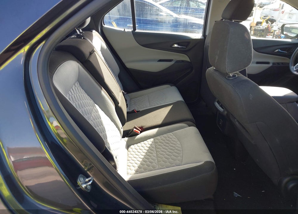 2019 CHEVROLET EQUINOX LS VIN: 3GNAXHEV5KS661738