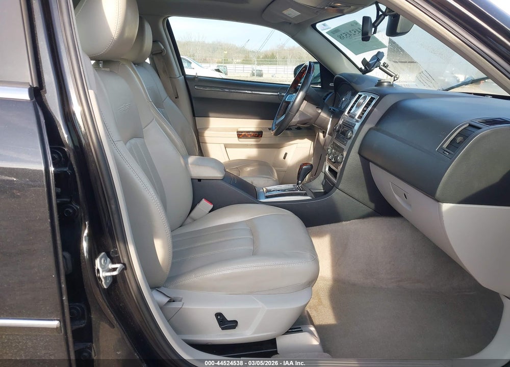 2007 CHRYSLER 300C VIN: 2C3KA63H47H808226