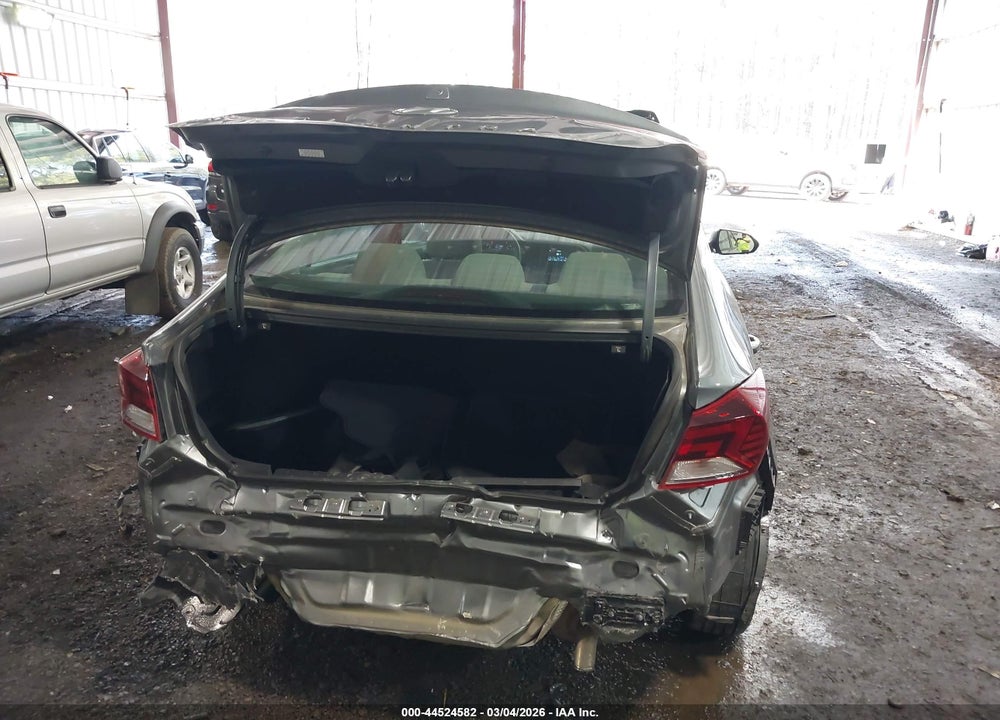 2019 HYUNDAI ELANTRA SE VIN: KMHD74LF9KU792497