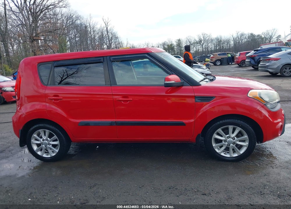 2012 KIA SOUL + VIN: KNDJT2A69C7425190