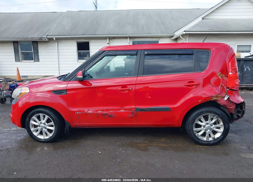 2012 KIA SOUL + VIN: KNDJT2A69C7425190