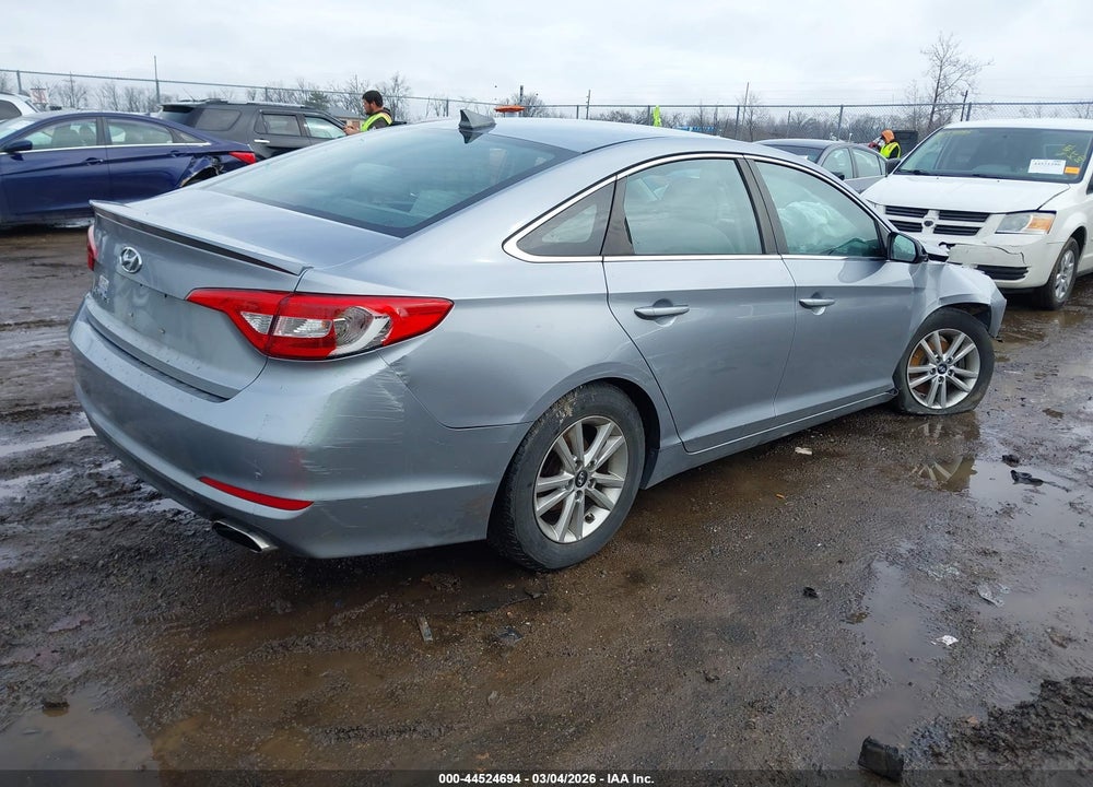 2017 HYUNDAI SONATA SE VIN: 5NPE24AF5HH516427
