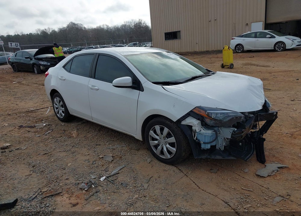 2018 TOYOTA COROLLA LE VIN: 2T1BURHE8JC029156