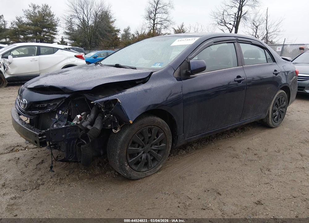 2013 TOYOTA COROLLA LE VIN: 2T1BU4EE7DC958878