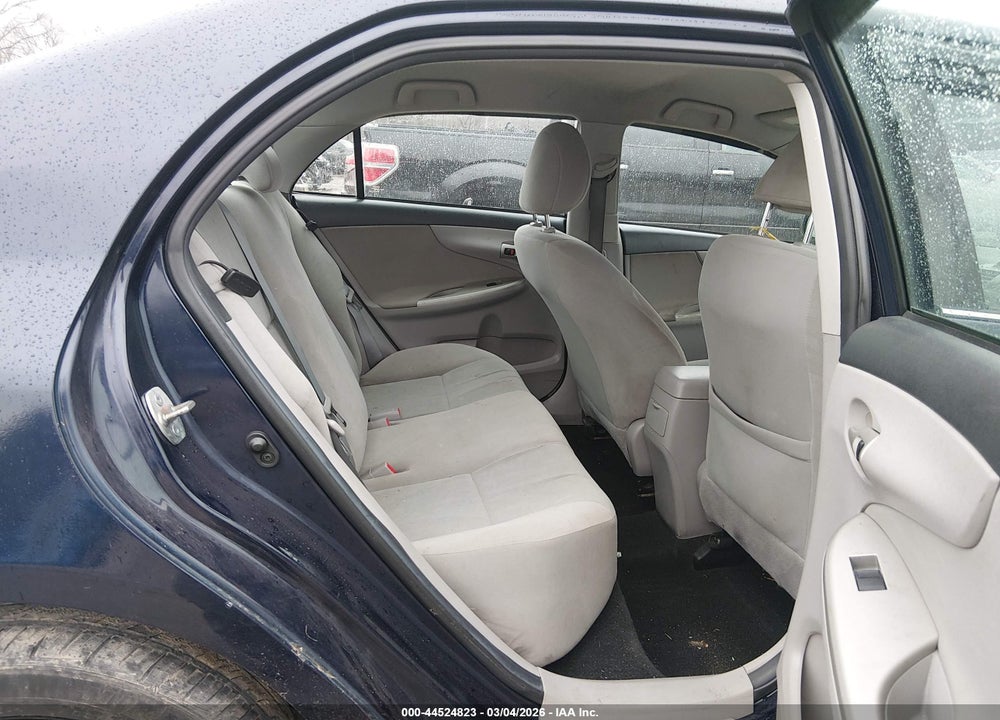 2013 TOYOTA COROLLA LE VIN: 2T1BU4EE7DC958878