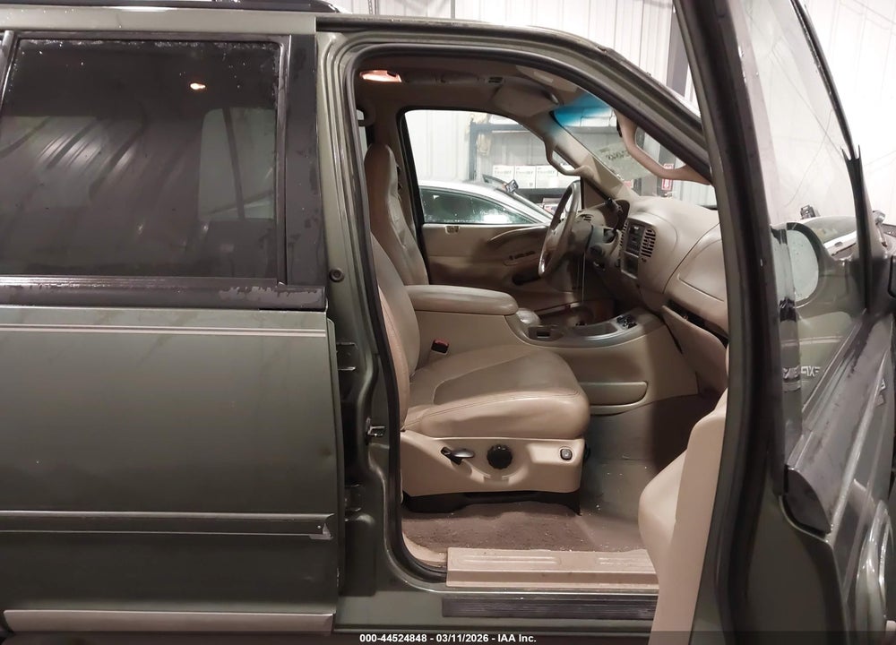2000 FORD EXPEDITION EDDIE BAUER VIN: 1FMPU18L9YLA62512