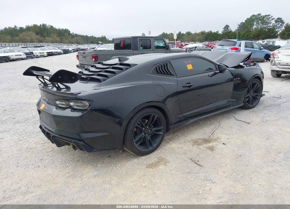 2022 CHEVROLET CAMARO RWD  LT1 VIN: 1G1FF1R74N0109043