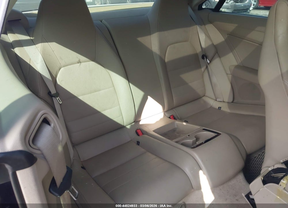 2010 MERCEDES-BENZ E 350 VIN: WDDKJ5GB8AF018292