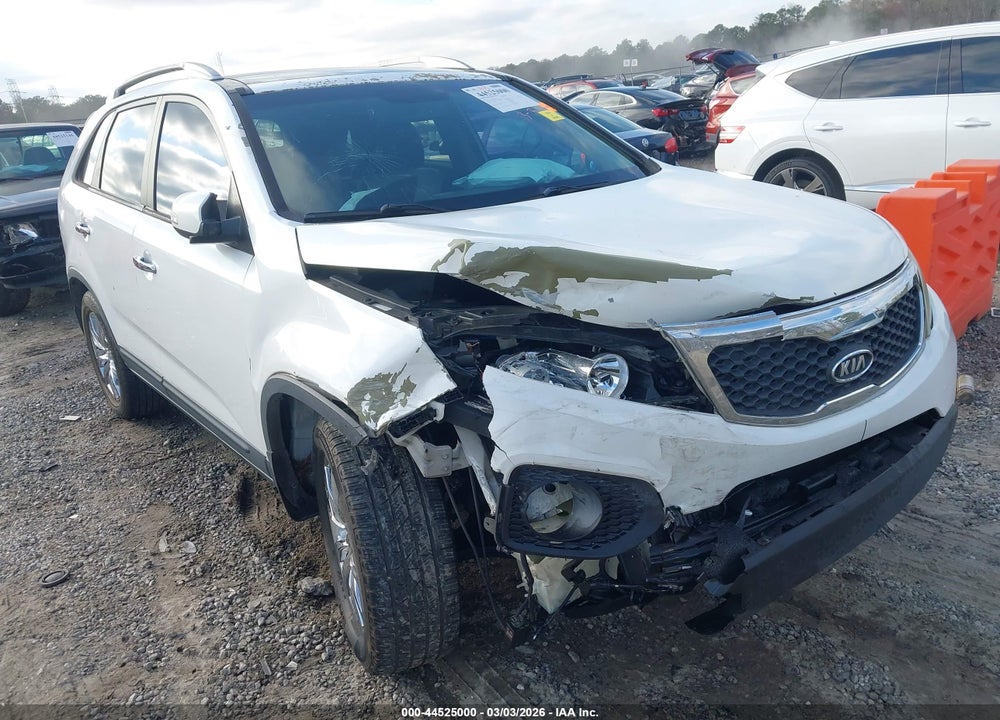 2011 KIA SORENTO EX V6 VIN: 5XYKU4A23BG063627