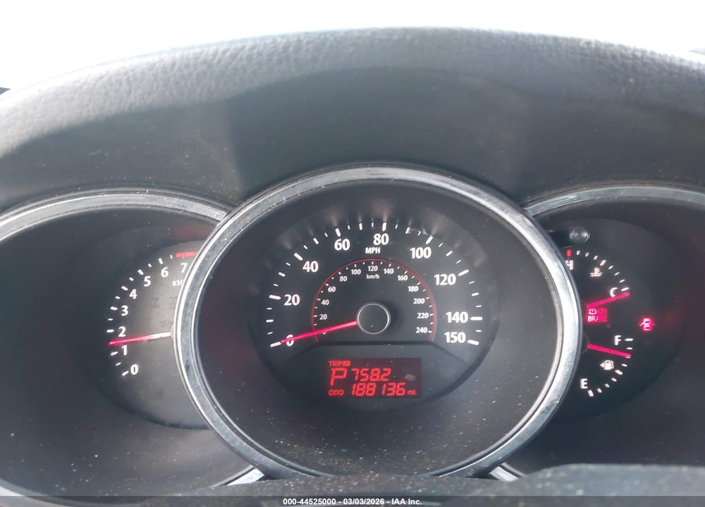 2011 KIA SORENTO EX V6 VIN: 5XYKU4A23BG063627