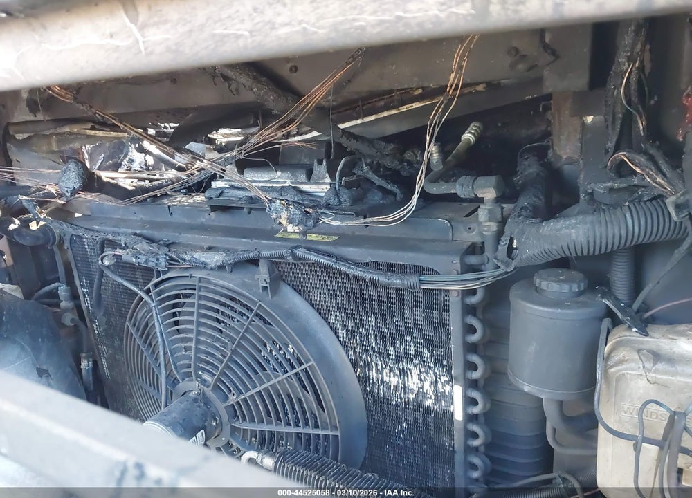2002 WORKHORSE CUSTOM CHASSIS MOTORHOME CHASSIS P3500 VIN: 5B4KP57G023339840