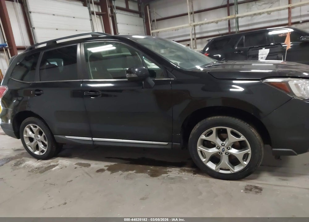 2017 SUBARU FORESTER 2.5I TOURING VIN: JF2SJAWC9HH589772
