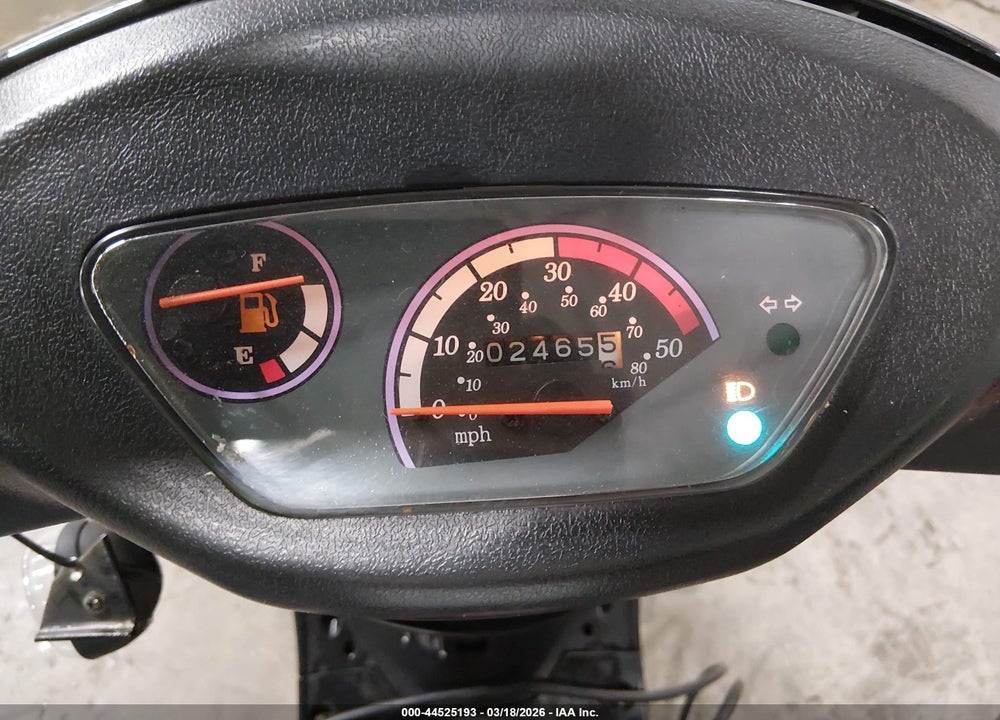 2023 TAIZHOU ZHONGNENG ZN50QT VIN: L5YACBPZXP1102205