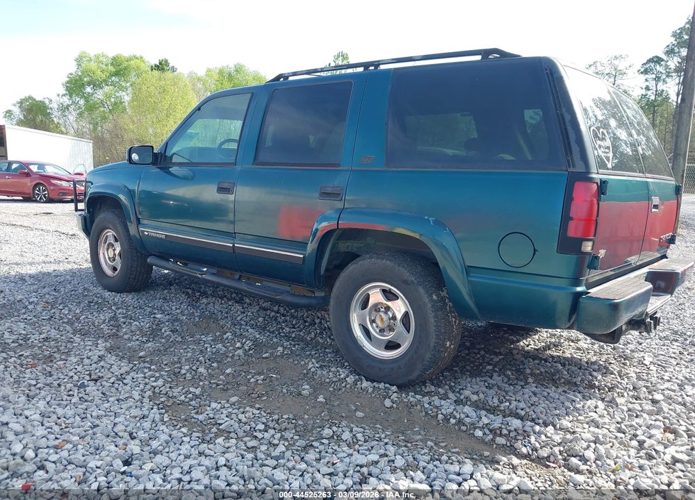 2000 CHEVROLET TAHOE Z71 VIN: 1GNEK13R6YR142884
