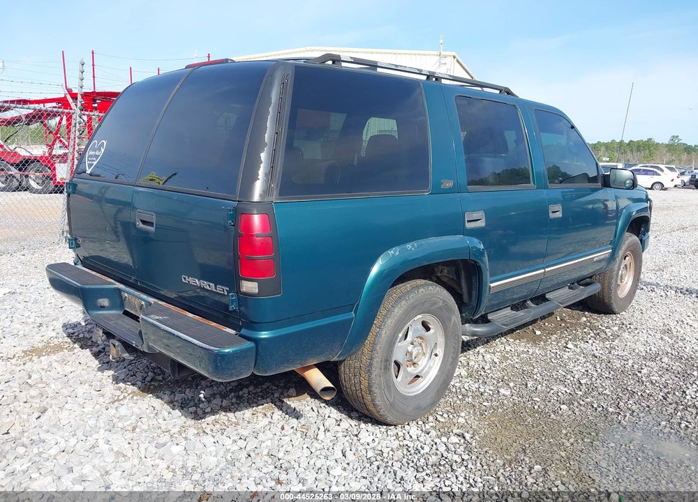 2000 CHEVROLET TAHOE Z71 VIN: 1GNEK13R6YR142884