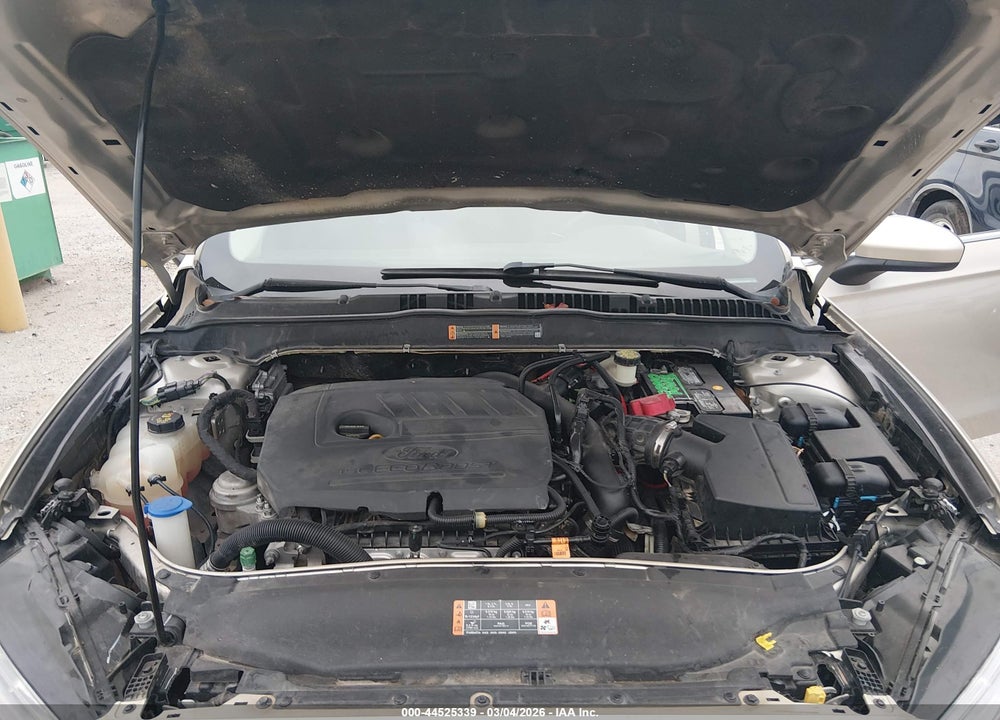 2018 FORD FUSION SE VIN: 3FA6P0HDXJR144255