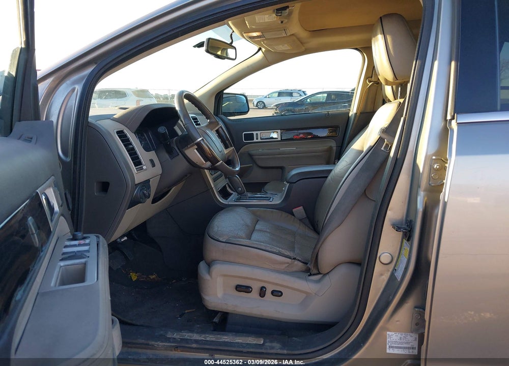 2008 LINCOLN MKX VIN: 2LMDU88C38BJ15673
