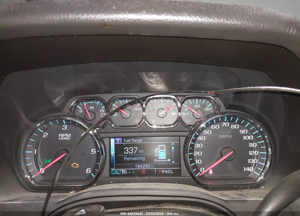 2017 CHEVROLET SUBURBAN LT VIN: 1GNSKHKC5HR113756