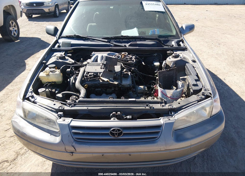 1999 TOYOTA CAMRY LE V6 VIN: 4T1BF22K6XU081960