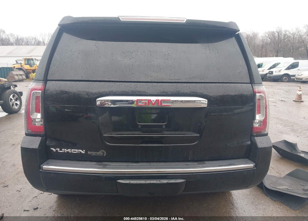 2017 GMC YUKON DENALI VIN: 1GKS2CKJ5HR337642
