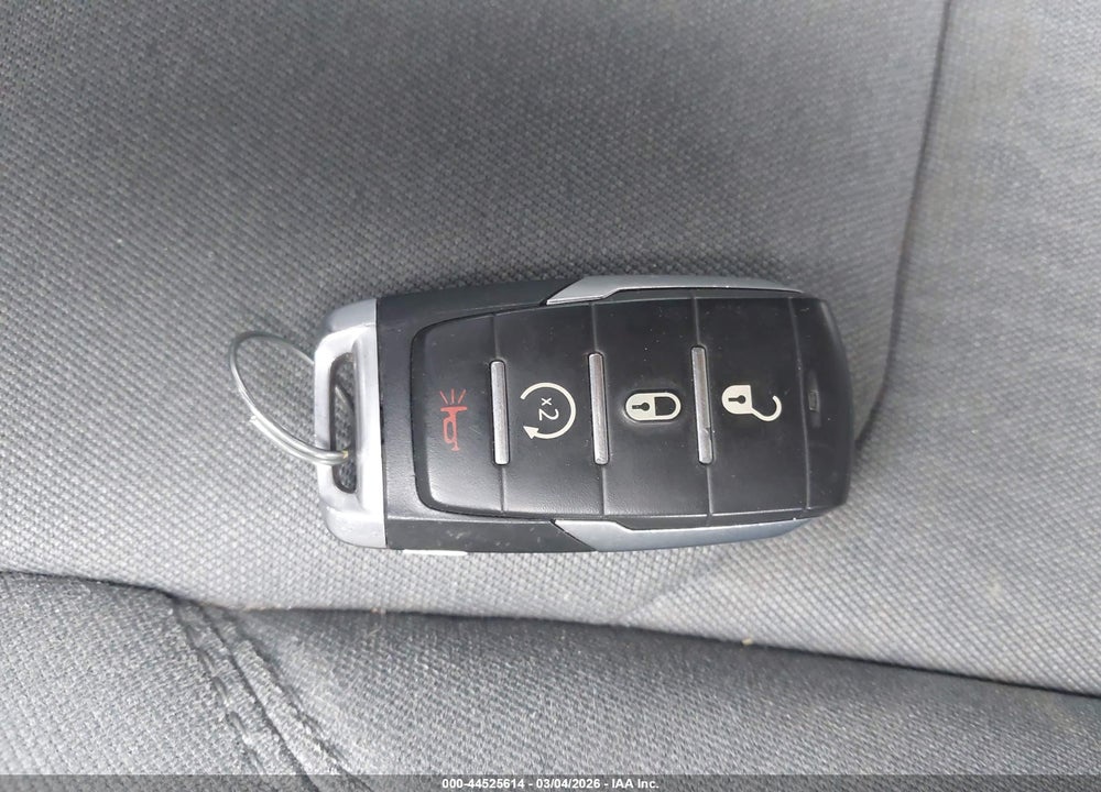 2022 RAM 1500 VIN: 1C6SRFFM9NN367380