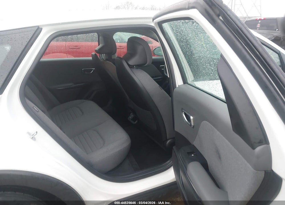 2025 KIA K4 EX VIN: 3KPFU4DE3SE028106