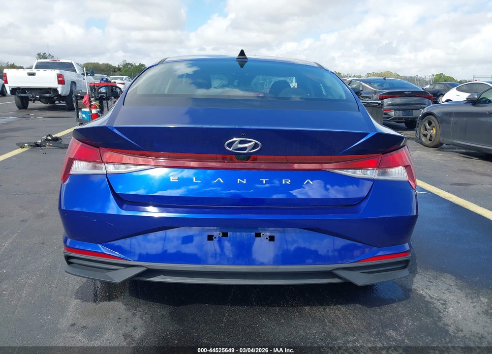 2023 HYUNDAI ELANTRA SEL VIN: KMHLM4AG6PU504457