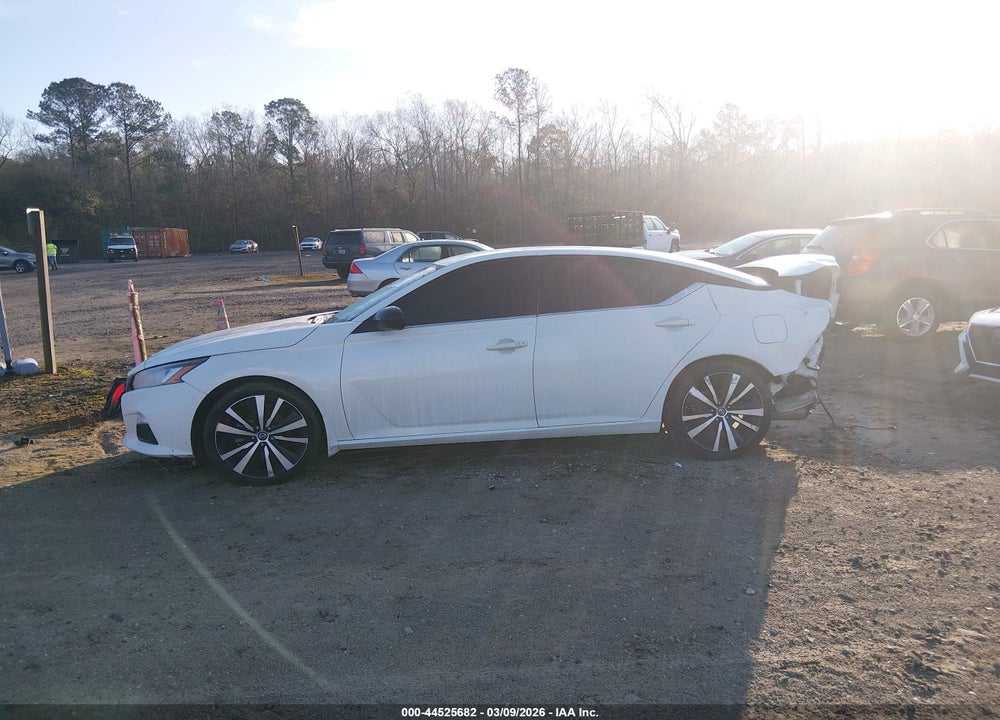 2022 NISSAN ALTIMA SR FWD VIN: 1N4BL4CV1NN339526