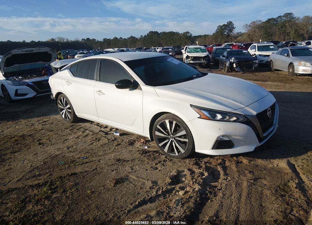 2022 NISSAN ALTIMA SR FWD VIN: 1N4BL4CV1NN339526