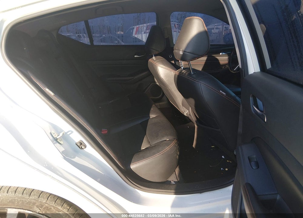 2022 NISSAN ALTIMA SR FWD VIN: 1N4BL4CV1NN339526