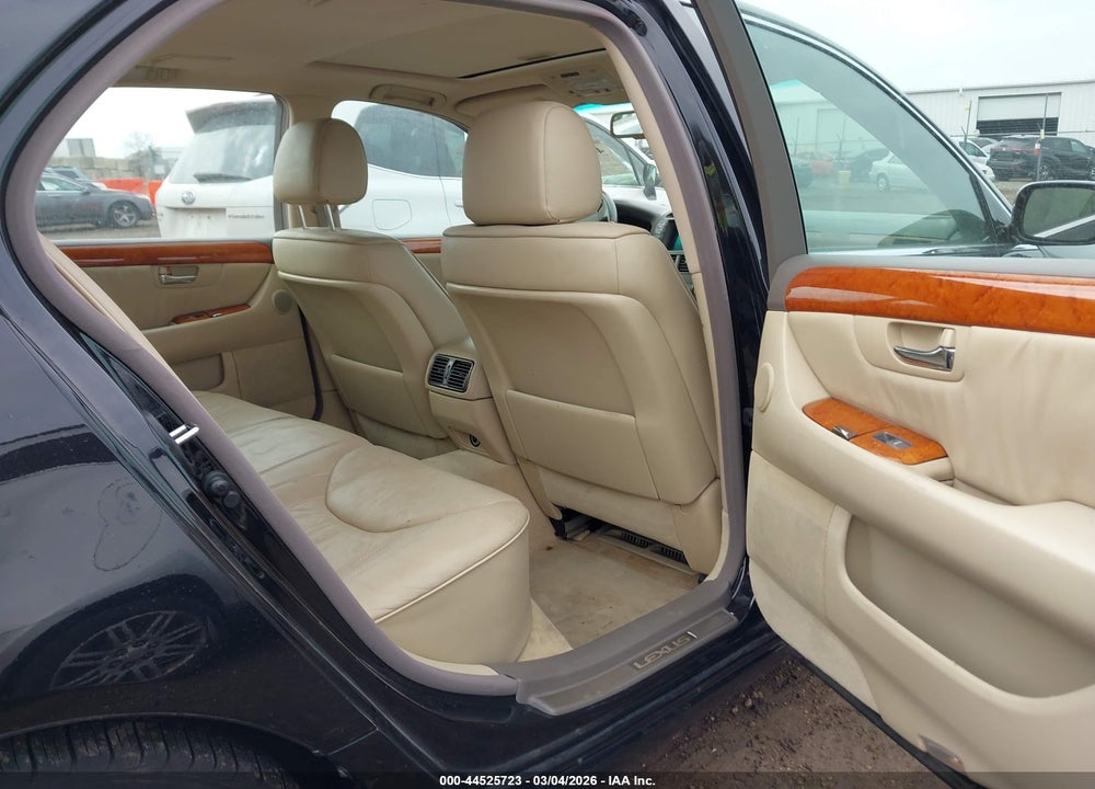 2005 LEXUS LS 430 VIN: JTHBN36FX50177524