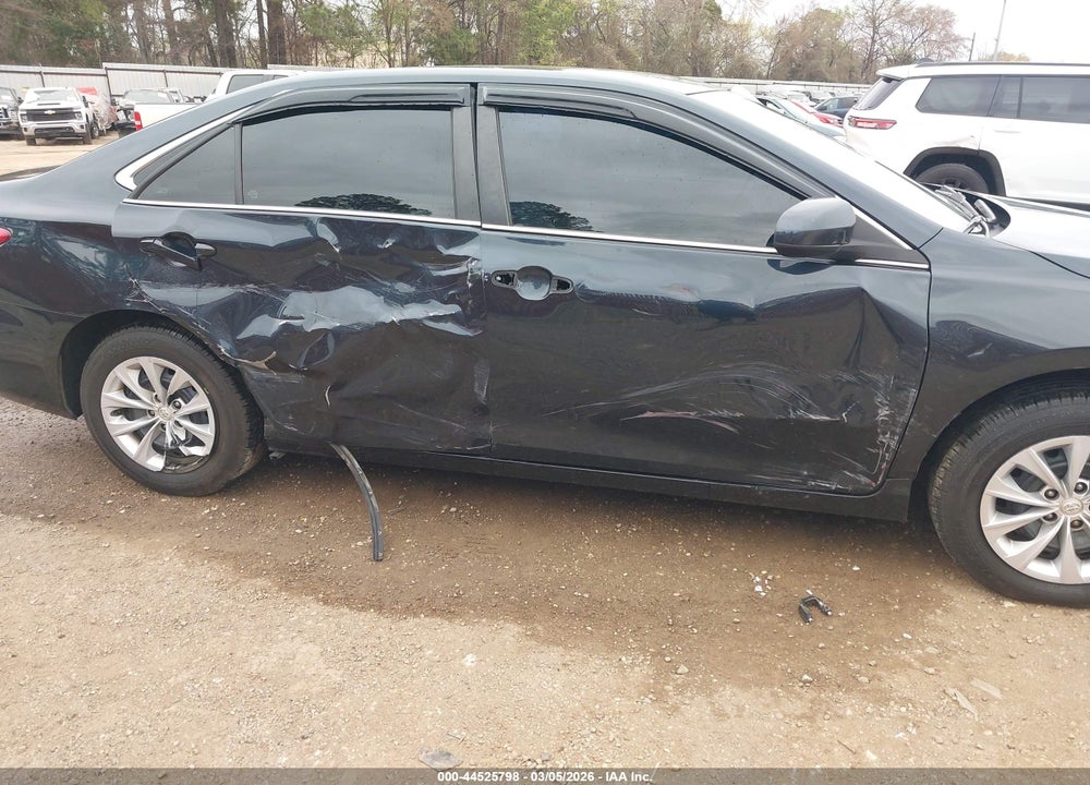 2017 TOYOTA CAMRY LE VIN: 4T1BF1FK6HU790300