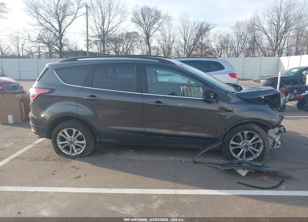 2018 FORD ESCAPE SE VIN: 1FMCU0GD9JUD17078