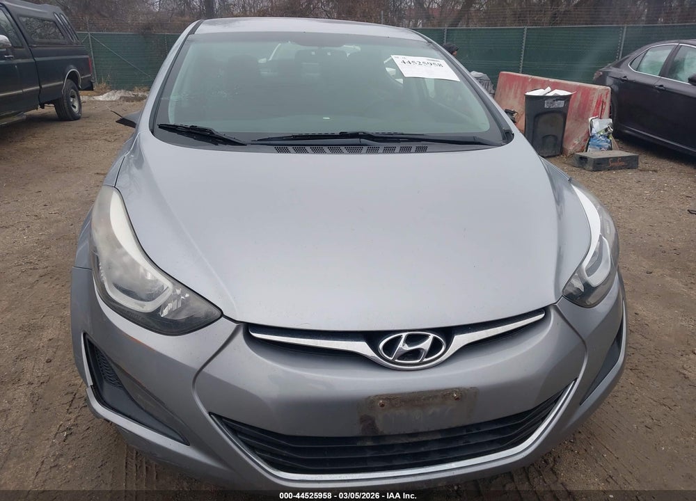 2015 HYUNDAI ELANTRA SE VIN: 5NPDH4AE0FH567963