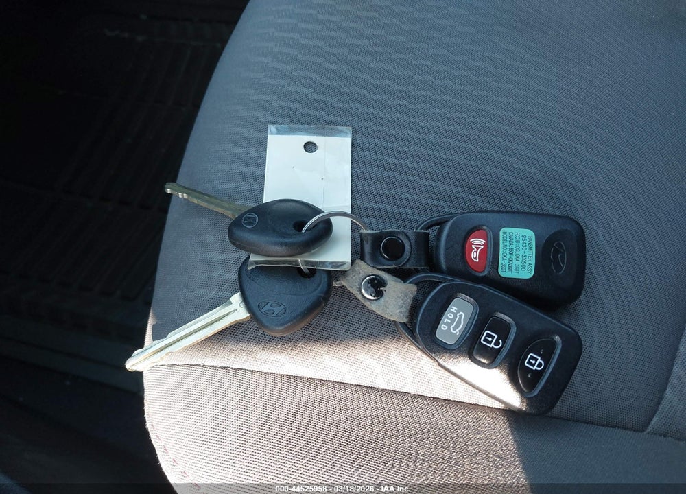 2015 HYUNDAI ELANTRA SE VIN: 5NPDH4AE0FH567963
