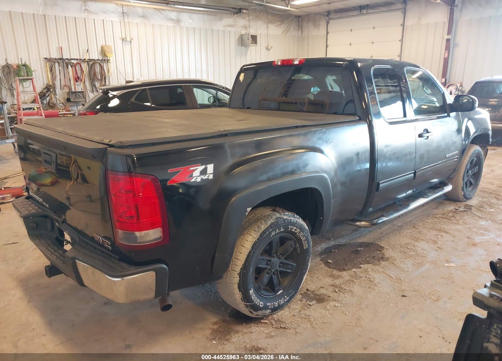 2011 GMC SIERRA 1500 SLE VIN: 1GTR2VE33BZ403499