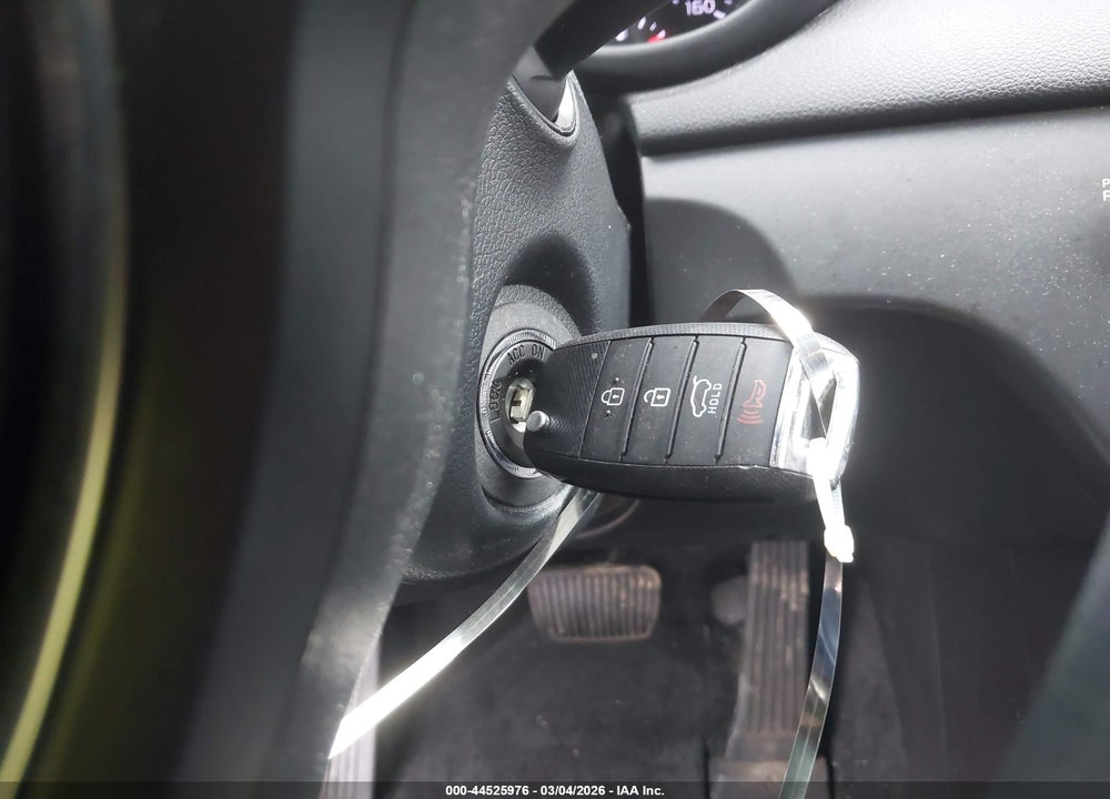 2019 KIA SPORTAGE LX VIN: KNDPM3AC9K7620658