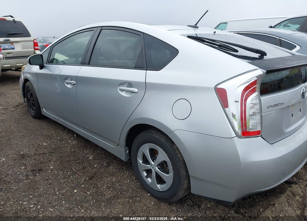 2013 TOYOTA PRIUS THREE VIN: JTDKN3DU5D5606511