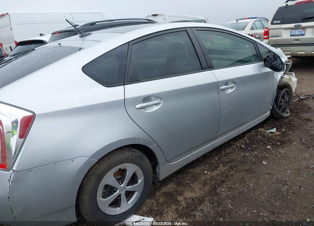 2013 TOYOTA PRIUS THREE VIN: JTDKN3DU5D5606511
