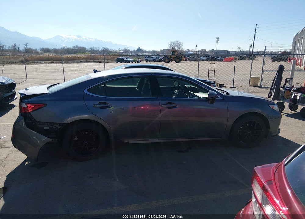 2014 LEXUS ES 350 VIN: JTHBK1GG8E2138522