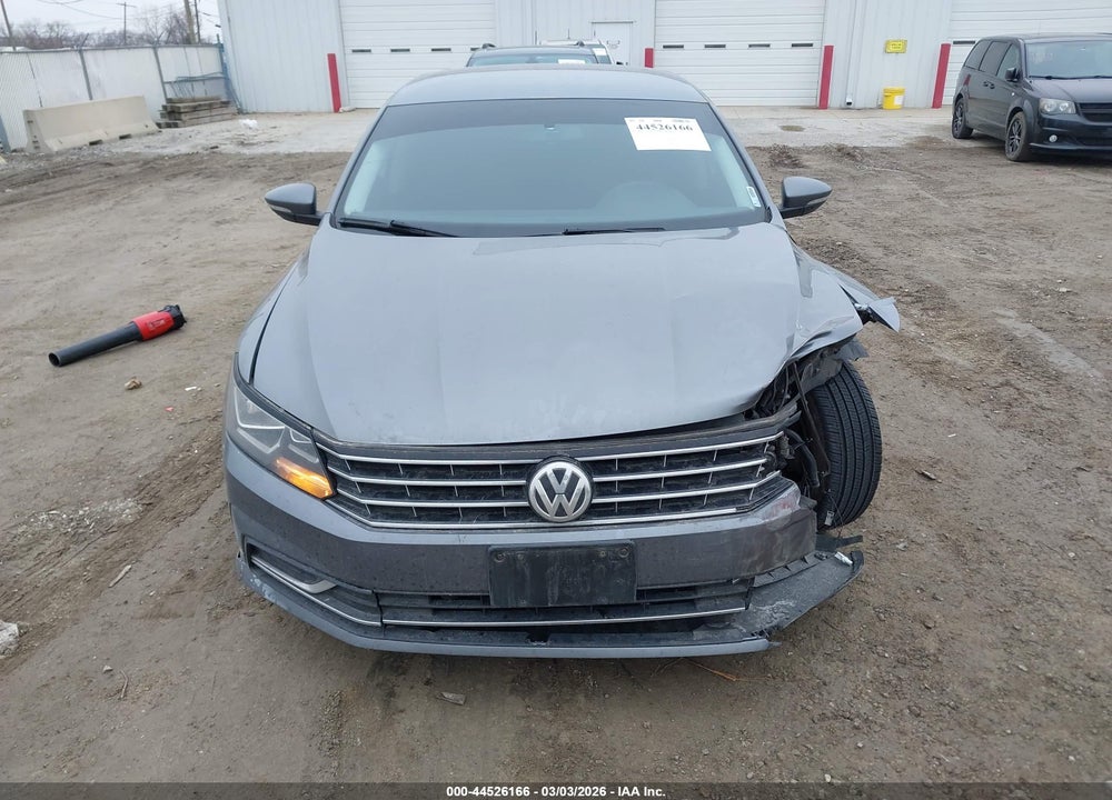 2018 VOLKSWAGEN PASSAT 2.0T R-LINE/2.0T S VIN: 1VWAA7A34JC043207