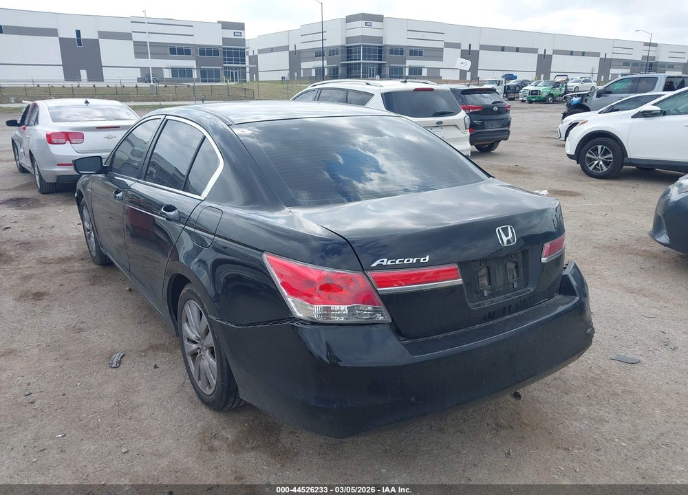 2011 HONDA ACCORD 2.4 EX VIN: 1HGCP2F7XBA017850