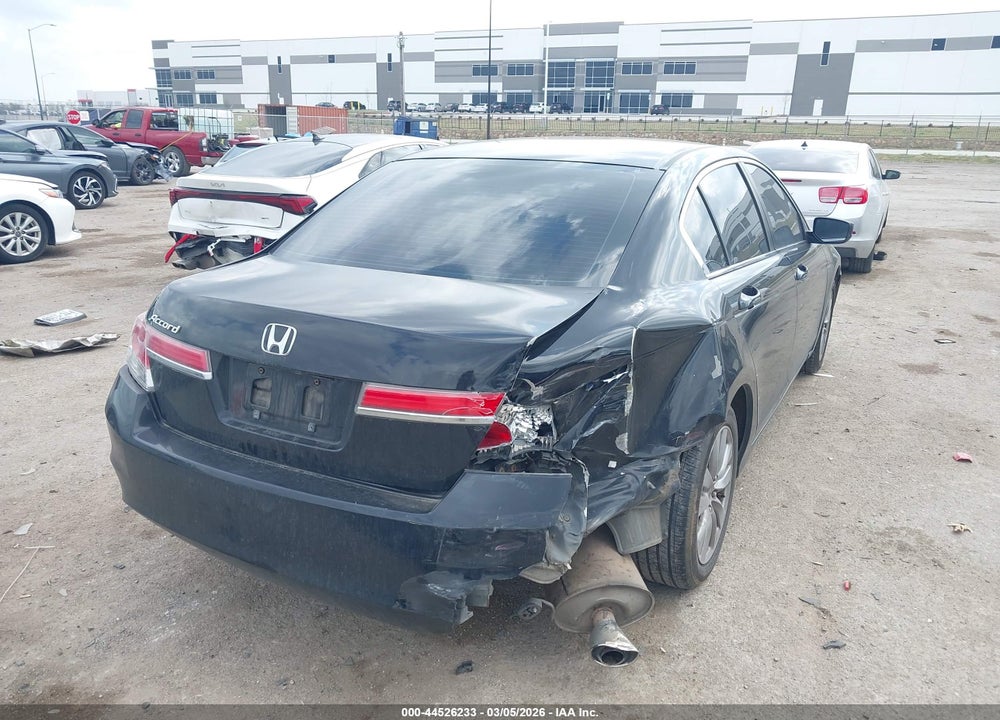 2011 HONDA ACCORD 2.4 EX VIN: 1HGCP2F7XBA017850