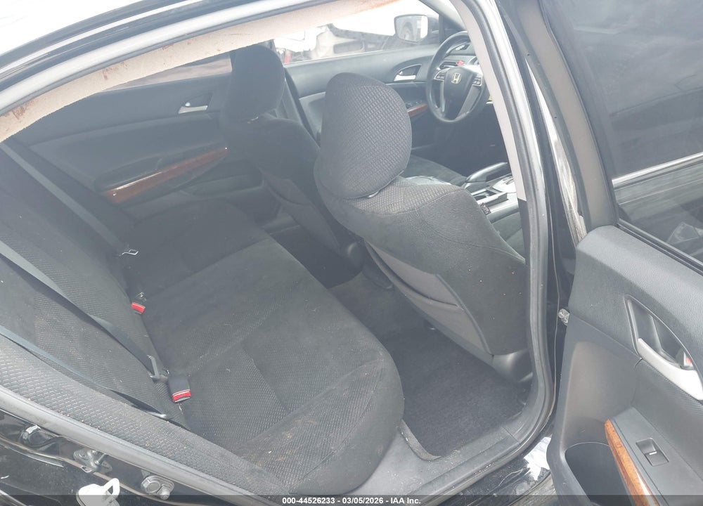 2011 HONDA ACCORD 2.4 EX VIN: 1HGCP2F7XBA017850