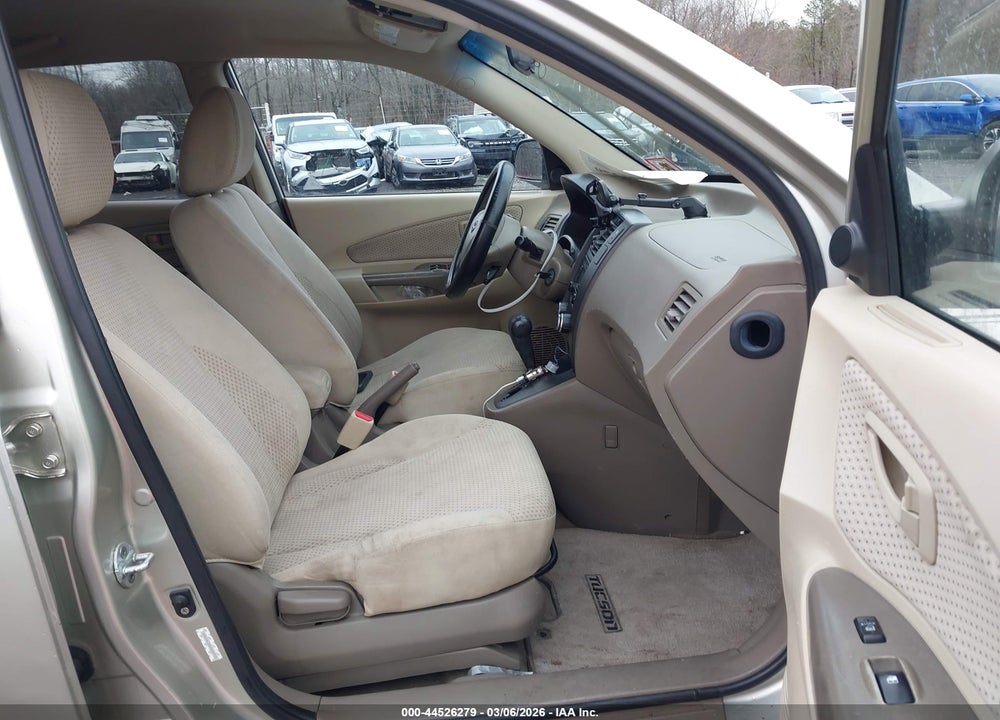 2009 HYUNDAI TUCSON GLS VIN: KM8JM12B99U007379