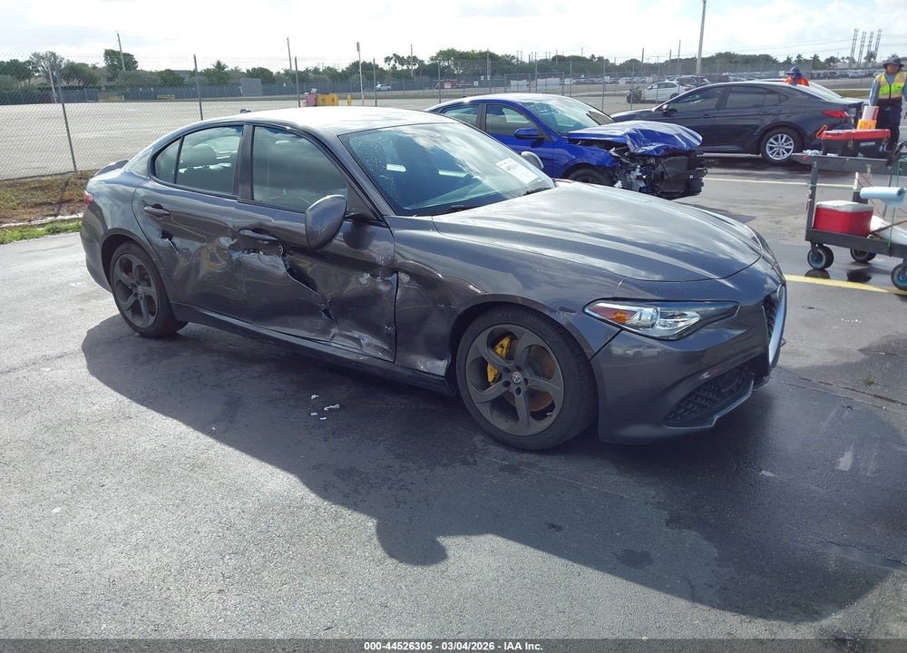 2018 ALFA ROMEO GIULIA AWD VIN: ZARFAEDN4J7578417
